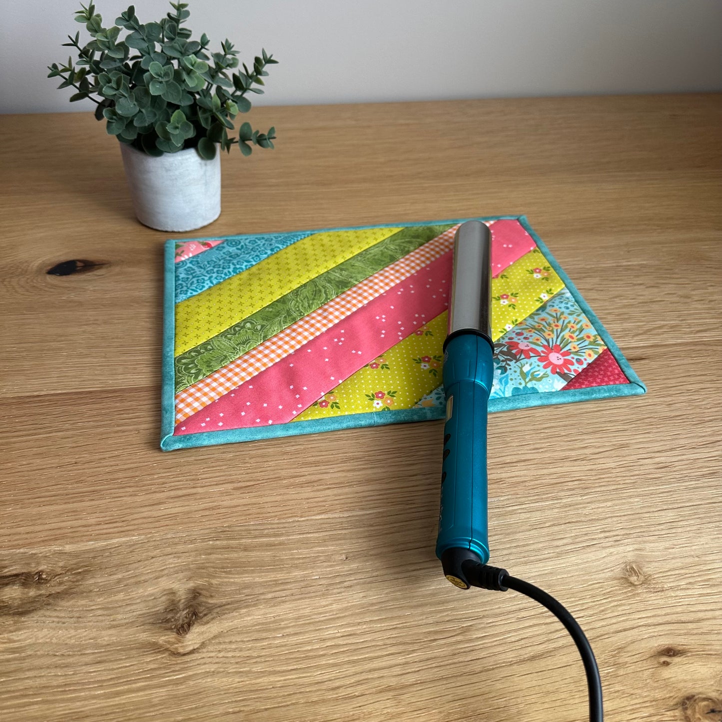 Hot Tools Mat Sewing Pattern PDF | Curling Iron & Flat Iron Heat Resistant Mat | Hair Tool Travel Mat | Easy PDF Pattern Instant Download